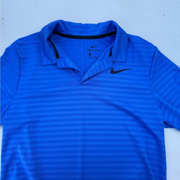 Size Small Nike Polo - Picture 3 of 3
